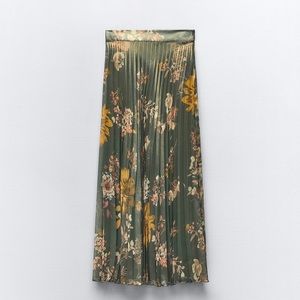 ZARA- Pleated foil printed skirt